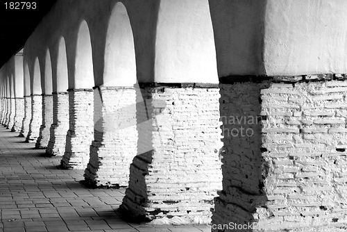 Image of The arches of San Juan Bautista Mission Black and white version