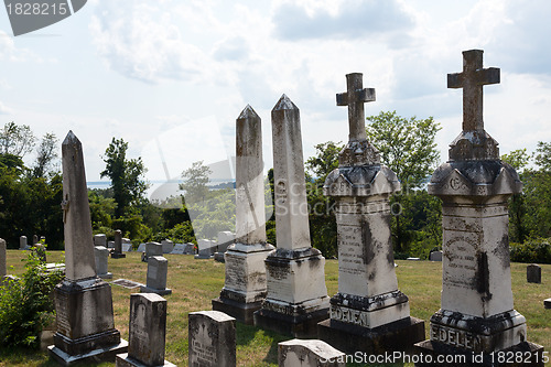 Image of Graves at St Ignatius church Maryland