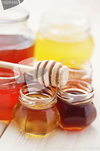 Image of lots of honey