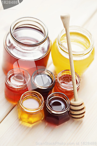 Image of lots of honey