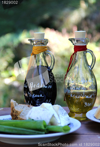 Image of Balsamico vinegar and olive oil