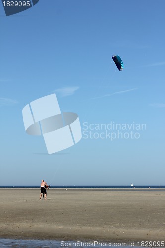 Image of kite flying at the beach