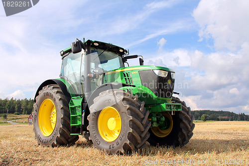 Image of John Deere 6210R Tractor