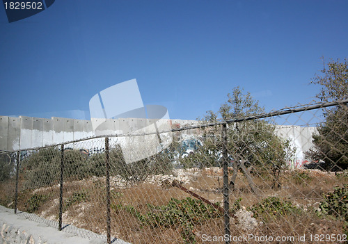 Image of Israeli separation wall in the West Bank town of Bethlehem