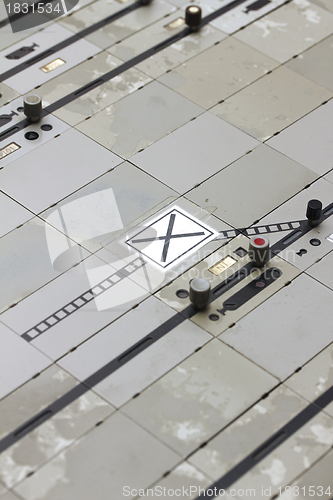 Image of german train station control table death end track