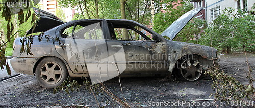 Image of car set on fire