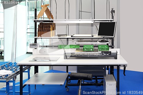 Image of Packing station