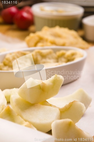 Image of Apple pie ingredients