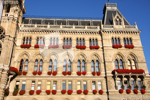 Image of Rathaus in Vienna, Austria