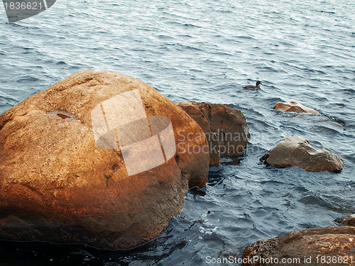 Image of rocks and water