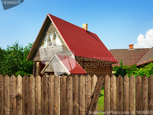 Image of wooden house 