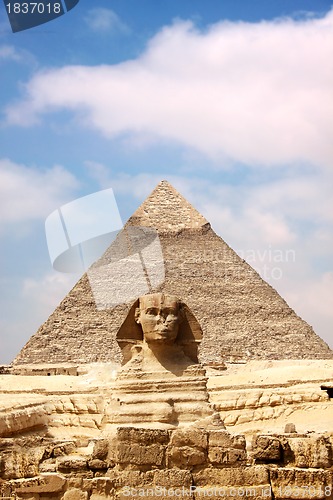 Image of Sphinx and the Great Pyramid