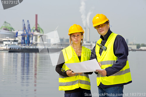 Image of Harbor workers