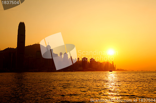 Image of Hong Kong with heavy smog and sunlight