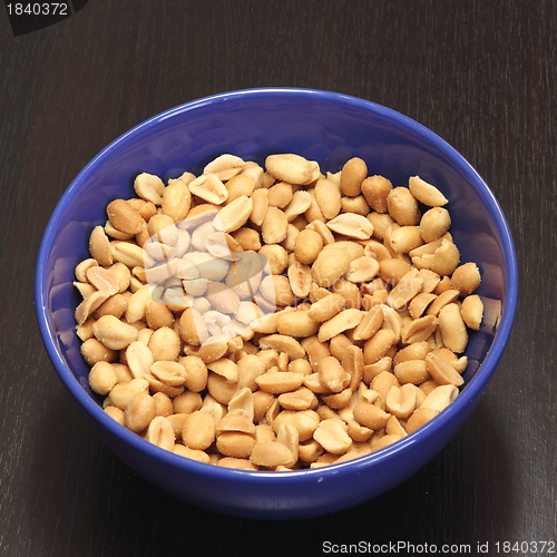 Image of peanuts in a pot