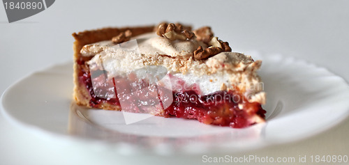 Image of plum cake meringue