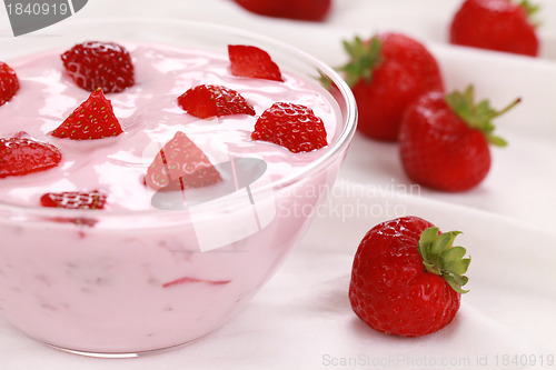 Image of Yogurt with strawberries