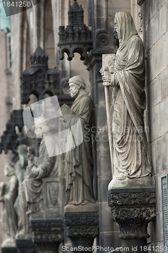 Image of Statues