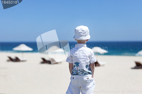 Image of toddler at the beach