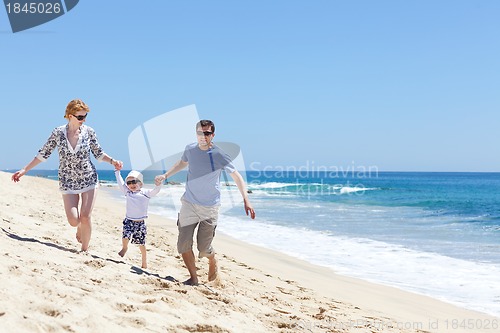 Image of family at the beach