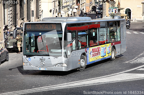 Image of Rome city bus