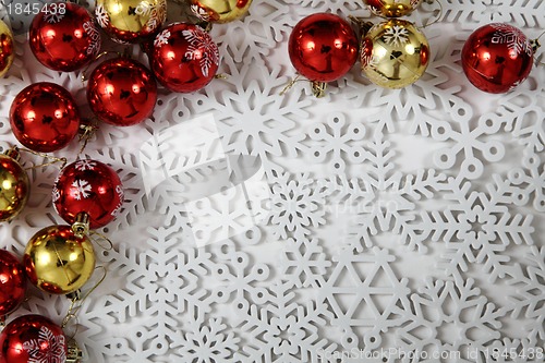 Image of easy christmas background from snowflakes 