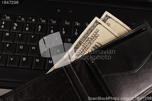 Image of keyboard and purse