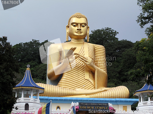 Image of Giant Golden Buddha