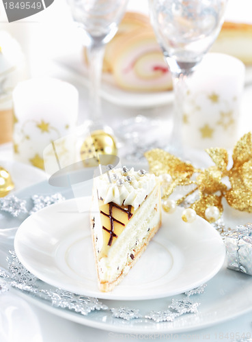 Image of White marchpane cake for Christmas