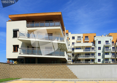Image of Apartment building