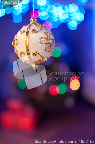 Image of Christmas toy (ball) hanging