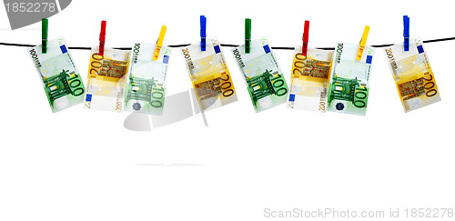 Image of Banknotes drying