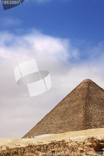 Image of Sphinx and the Great Pyramid