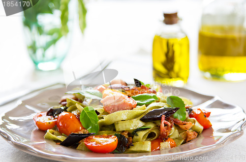 Image of Spinach Fettuccine with bacon