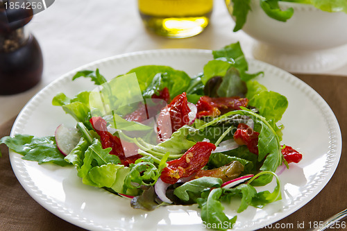 Image of Sun dried tomato with rocket salad