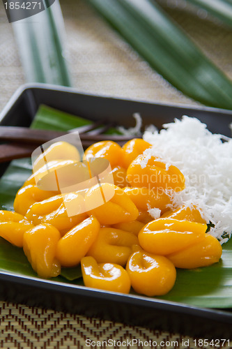 Image of Sweet dumpling with coconut [Thai's dessert]