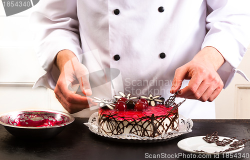 Image of Confectioner and a cake