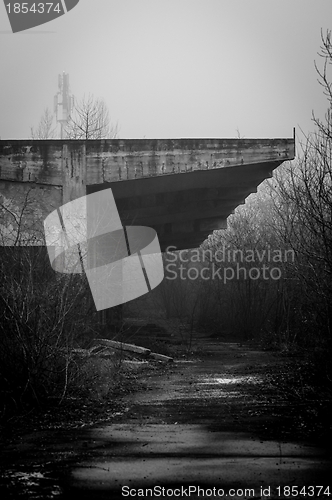 Image of Photo of an Abandoned industrial building