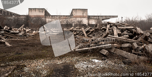 Image of Photo of an Abandoned industrial building