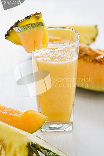 Image of Cantaloupe and Pineapple smoothie