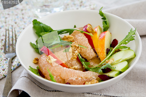 Image of Apple with Grape fruit and walnut salad