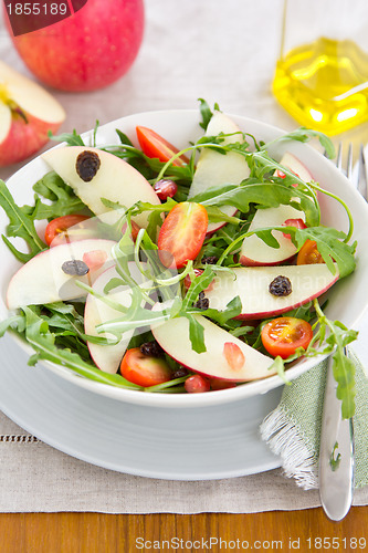 Image of  Apple with pomegranate and rocket salad