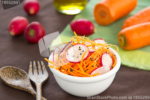 Image of Grated carrot with radish and sesame salad