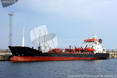 Image of Tanker in port