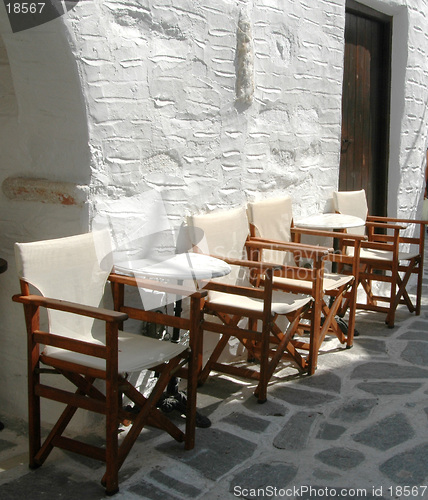 Image of cafe setting