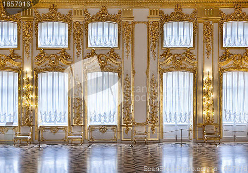 Image of The windows of the hall of gold