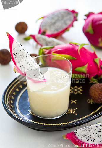 Image of Lychee and Dragon fruit smoothie