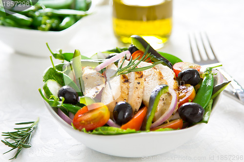 Image of Grilled chicken salad