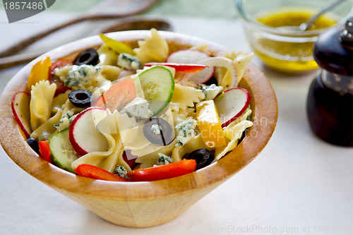 Image of Farfalle with Blue cheese salad