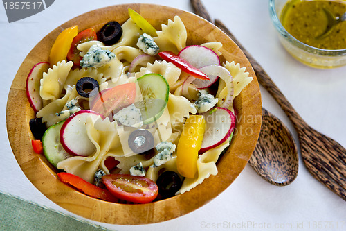 Image of Farfalle with Blue cheese salad